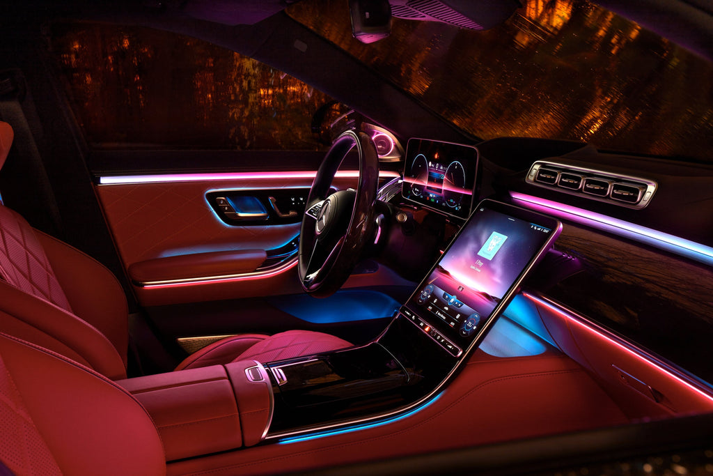 Mercedes-Benz Interior with Ambient Lighting – Benz -Yourself.com